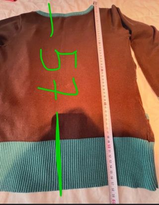 Chaqueta marrón y turquesa