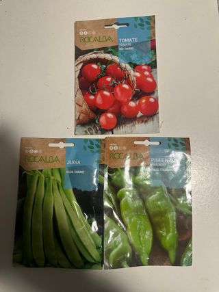 Mesa de cultivo gris