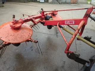 Rastrillo hilerador/estendedor BATLLE