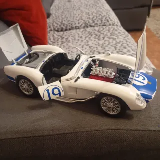 Coche de colección hierro