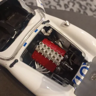 Coche de colección hierro