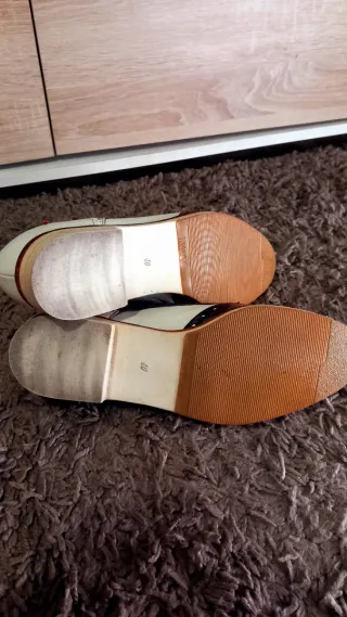 Zapatos mujer negros y blancos