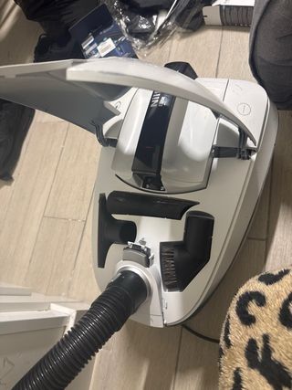 Aspiradora Nilfisk Elite Eco Energy regalo bolsa