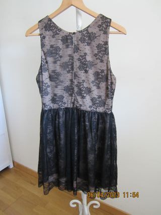 Vestido Massimo Dutti encaje beige y negro