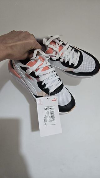 Zapatillas Puma Mujer Rosa y Blanco