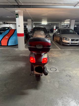 Aprilia Atlantic 250 Scooter