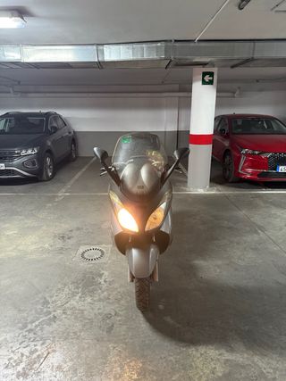 Aprilia Atlantic 250 Scooter