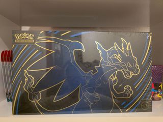 Caja Pokémon Mega-Charizard X EX