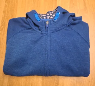 CHAQUETA CON CAPUCHA NIÑA 10 AÑOS