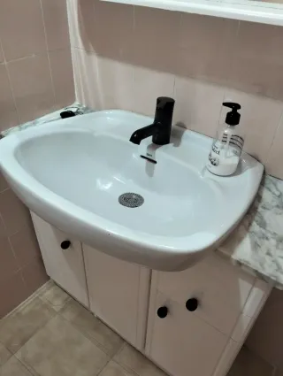 Lote Sanitarios Baño Cerámica Blanco y mampara