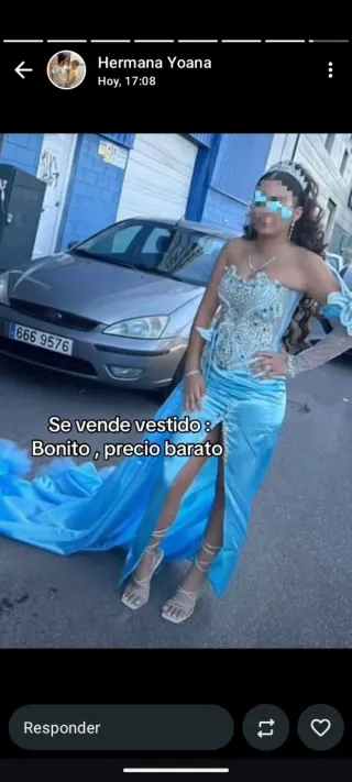 Vestido de fiesta azul