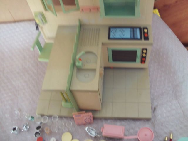 muñeca chabel cocina  solo le falta el plastico de