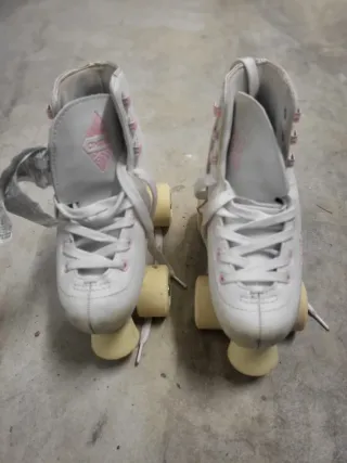Patines Decathlon blancos y rosas talla 32