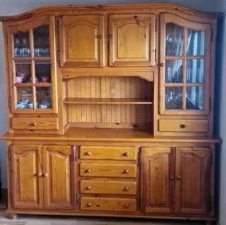 Mueble comedor, mesa madera maciza 6 sillas regalo