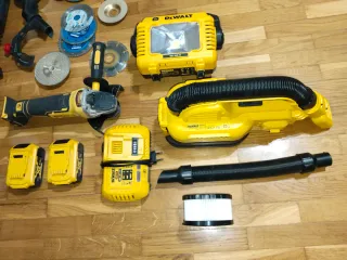 Dewalt Radial, Aspirador, Foco y Baterías