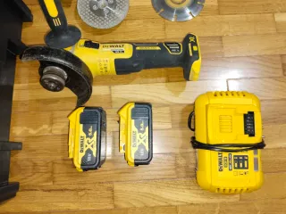 Dewalt Radial, Aspirador, Foco y Baterías