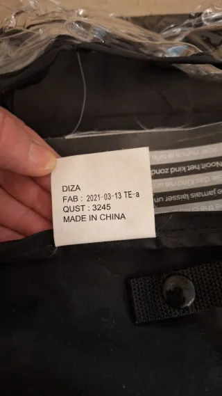 Funda lluvia silla paseo maxicosi, Diza