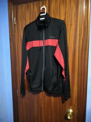 Chaqueta deportiva Reebok Talla S