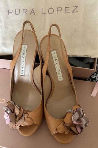 Sandalias sin estrenar, de vestir, color camel