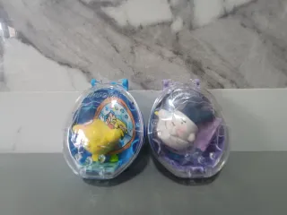 2 Figuras Tamagotchi Coleccionables