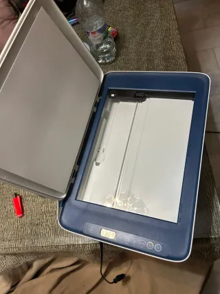 Impresora HP Multifunción Azul y Blanca