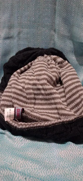Gorro Gloko reversible negro y gris