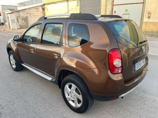 Dacia Duster 2011