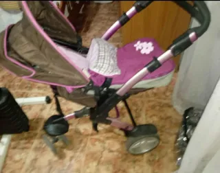 Carro de bebe prácticamente nuevo por donde lo mir