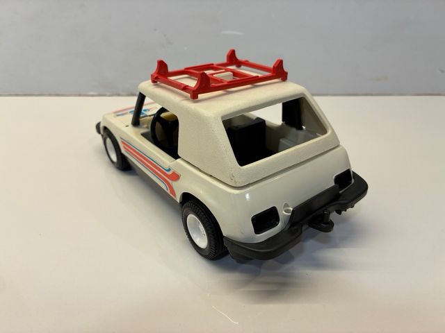 Playmobil Trol Buggy con windsurf. 23.80.3