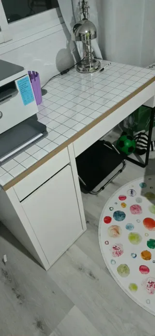 Escritorio moderno blanco y negro