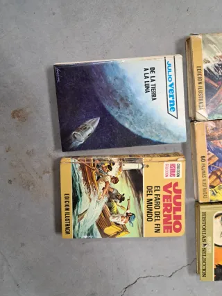 Lote varios libros novelas Julio Verne Todos 3 eur
