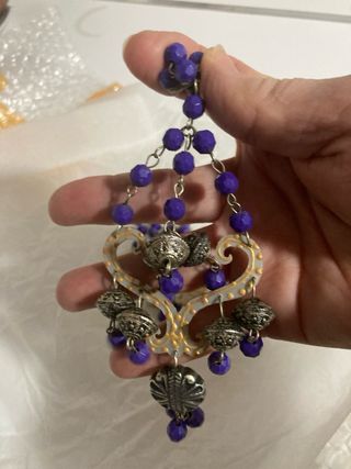 Pendientes flamenca morados y plateados