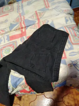 Pantalón vaquero skinny RESERVED