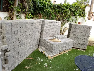 50m² Adoquines Gris