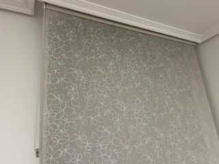 Estore floral crema tela 1,60cm ancho