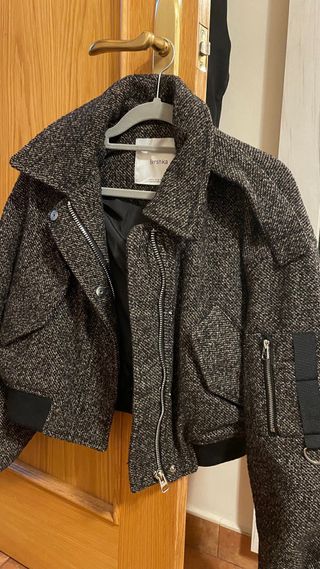 Chaqueta Bomber Bershka Marrón y Gris