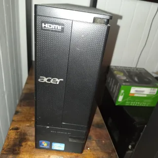 Ordenador Acer Negro y Gris