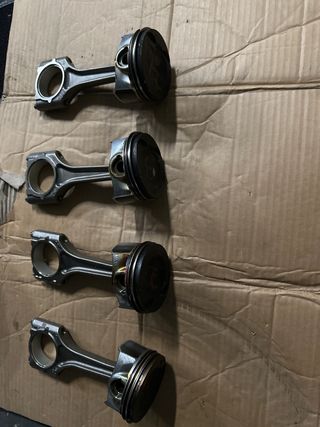 Pistones y bielas Golf R300