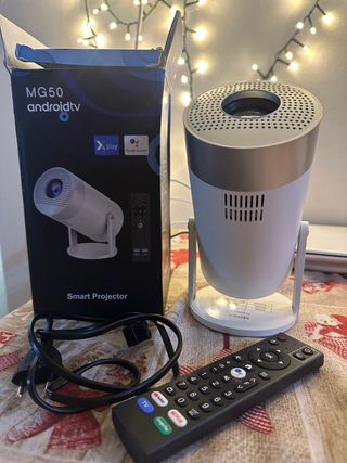 Proyector Inteligente MG50 Android TV