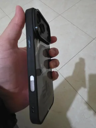 Funda iPhone 17 Pro Max Camuflaje