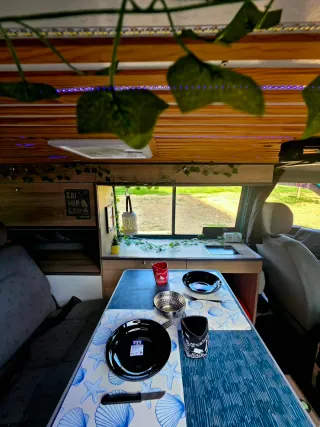 Alquiler Furgoneta Camper VT4