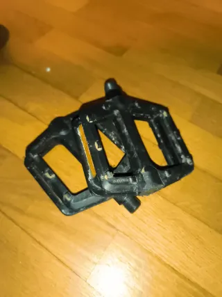 Pedales de bicicleta negros
