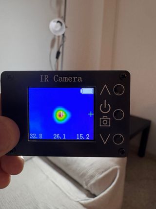 Cámara IR con pantalla y cable