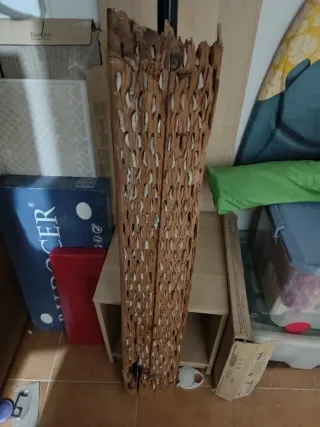 Trillo de madera rústico