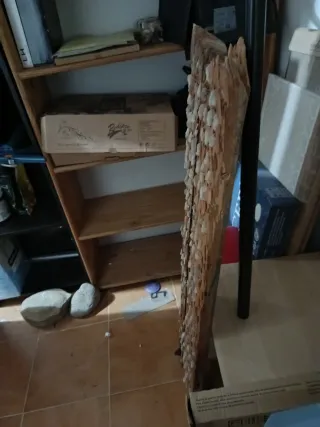 Trillo de madera rústico