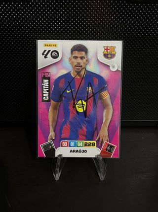 Cromo Panini FC Barcelona Ronald Araújo firmado