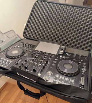PACK !! Controladora Pioneer DJ XDJ-RX3 Negra