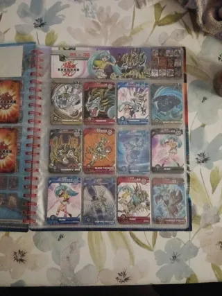 Album di figurine Bakugan