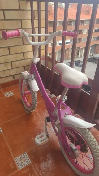 Bicicleta niña rosa y blanca