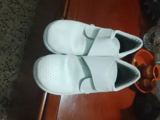 Zapatillas Blancas Trabajo Mujer